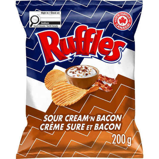 Ruffles Sour Cream & Bacon Potato Chips, 200 g